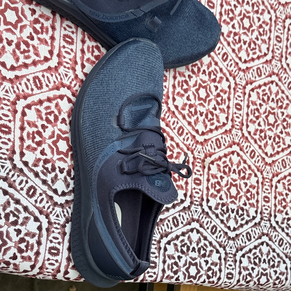 New Balance Men's Dark Navy Knit Sneakers - Picture 6 of 8